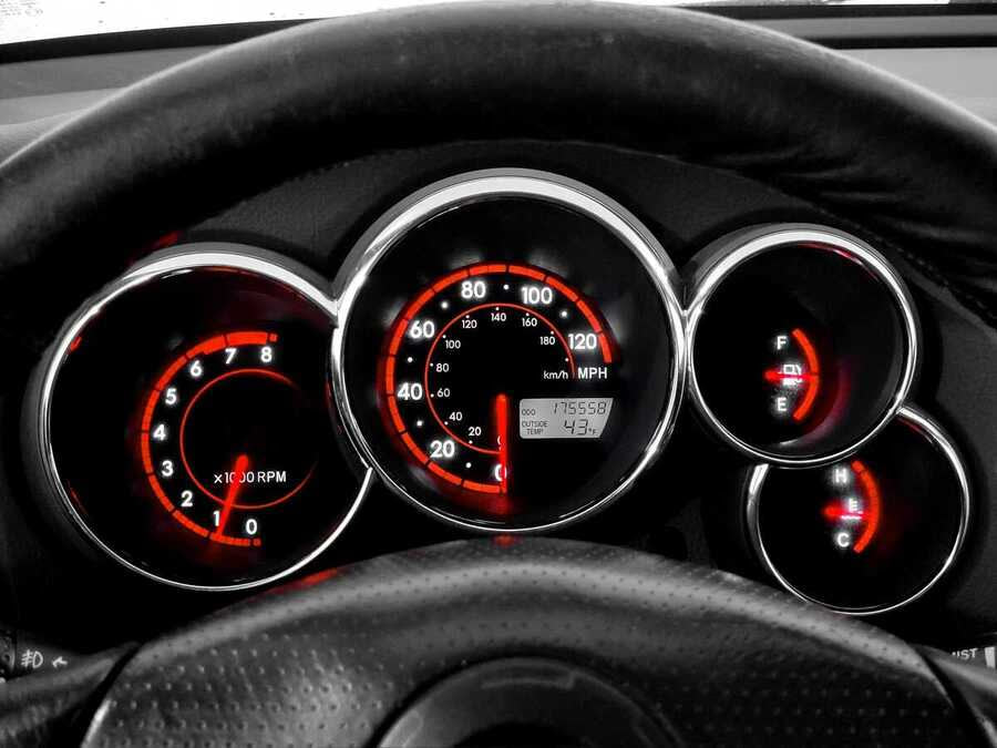 Фото Pontiac Vibe I Рестайлинг с пробегом | №6