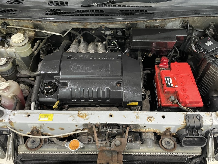 Фото MITSUBISHI Dingo I с пробегом | №14