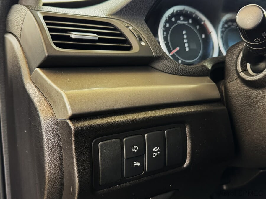 Фото Honda Accord VIII с пробегом | №9 Фото Honda Accord VIII с пробегом | №9