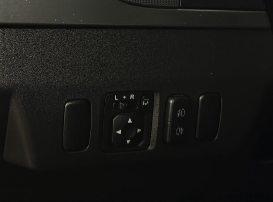 Фото MITSUBISHI Pajero IV с пробегом | №9