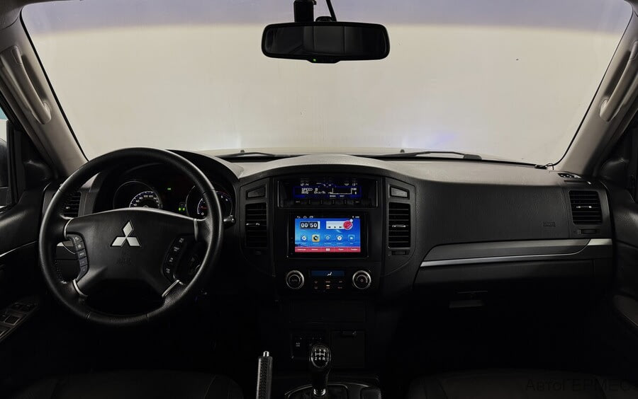 Фото MITSUBISHI Pajero IV с пробегом | №5