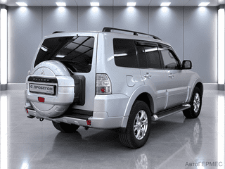 Фото MITSUBISHI Pajero IV Рестайлинг 1 с пробегом Фото MITSUBISHI Pajero IV Рестайлинг 1 с пробегом