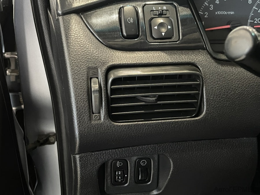 Фото MITSUBISHI Lancer IX с пробегом | №9