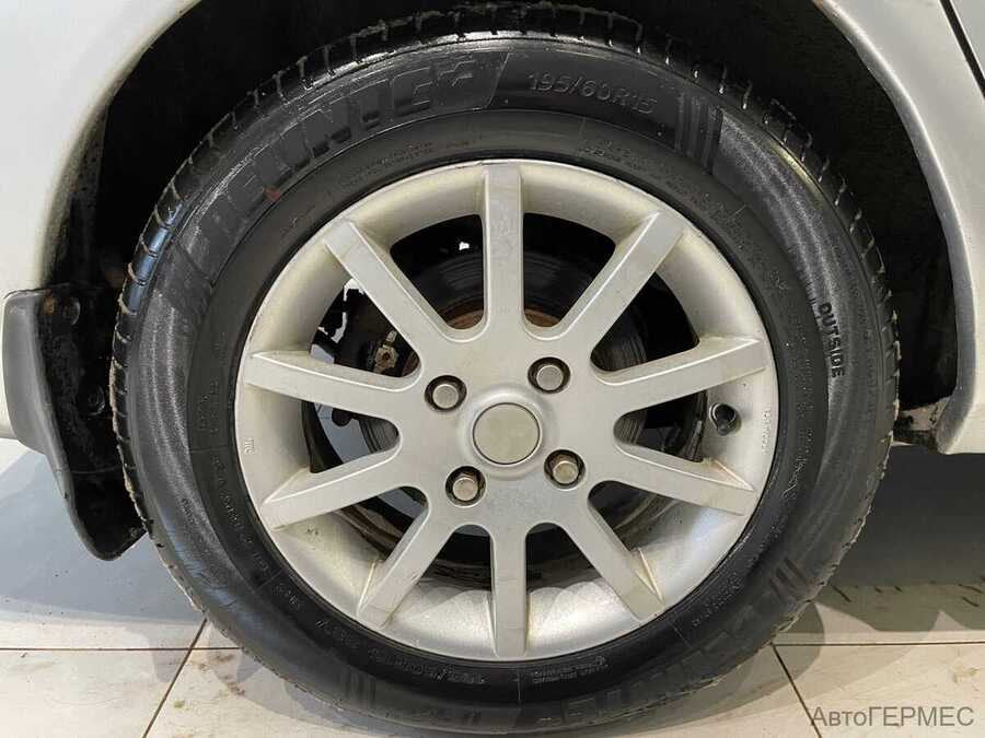 Фото MITSUBISHI Lancer IX Рестайлинг с пробегом | №15 Фото MITSUBISHI Lancer IX Рестайлинг с пробегом | №15