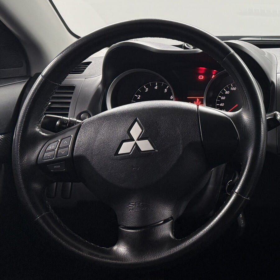 Фото MITSUBISHI Lancer X с пробегом | №8 Фото MITSUBISHI Lancer X с пробегом | №8