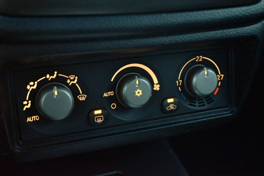 Фото MITSUBISHI Lancer IX Рестайлинг с пробегом | №8