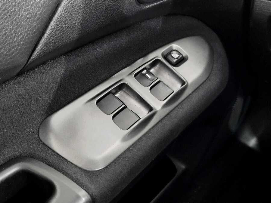 Фото MITSUBISHI Lancer IX Рестайлинг с пробегом | №14 Фото MITSUBISHI Lancer IX Рестайлинг с пробегом | №14