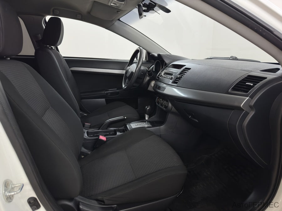 Фото MITSUBISHI Lancer X с пробегом | №10