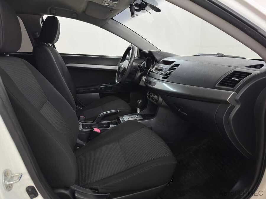 Фото MITSUBISHI Lancer X с пробегом | №10