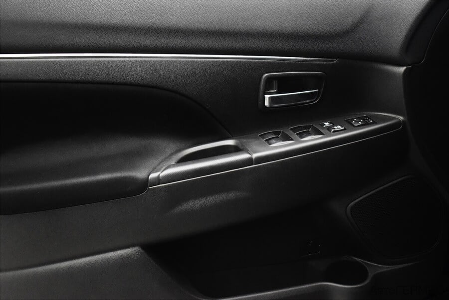 Фото MITSUBISHI ASX I Рестайлинг с пробегом | №10 Фото MITSUBISHI ASX I Рестайлинг с пробегом | №10