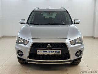 Фото MITSUBISHI Outlander II Рестайлинг с пробегом Фото MITSUBISHI Outlander II Рестайлинг с пробегом