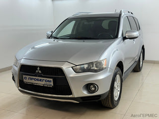 Фото MITSUBISHI Outlander II Рестайлинг с пробегом Фото MITSUBISHI Outlander II Рестайлинг с пробегом