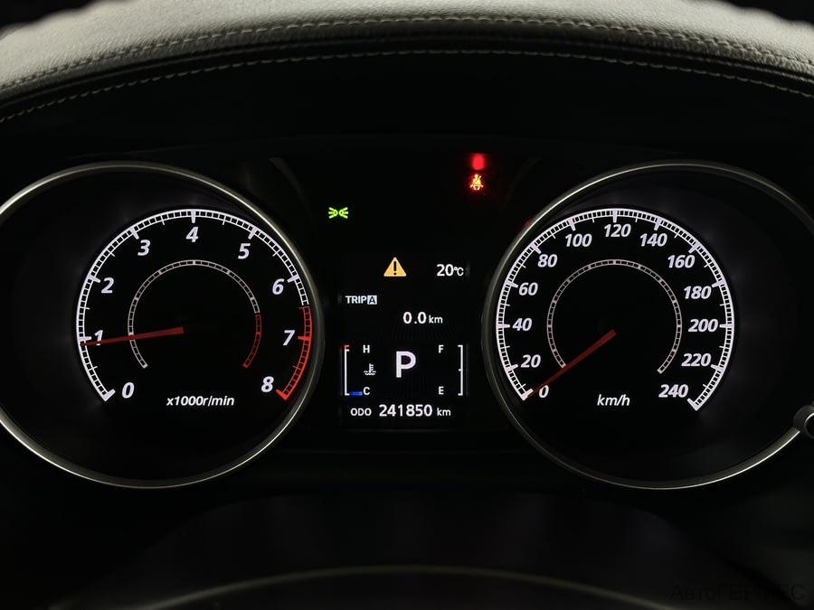 Фото MITSUBISHI Outlander II Рестайлинг с пробегом | №6