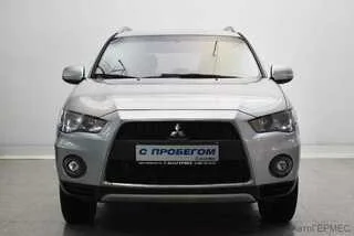 Фото MITSUBISHI Outlander II Рестайлинг с пробегом Фото MITSUBISHI Outlander II Рестайлинг с пробегом