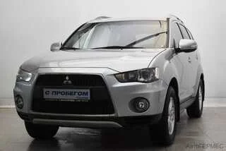 Фото MITSUBISHI Outlander II Рестайлинг с пробегом Фото MITSUBISHI Outlander II Рестайлинг с пробегом