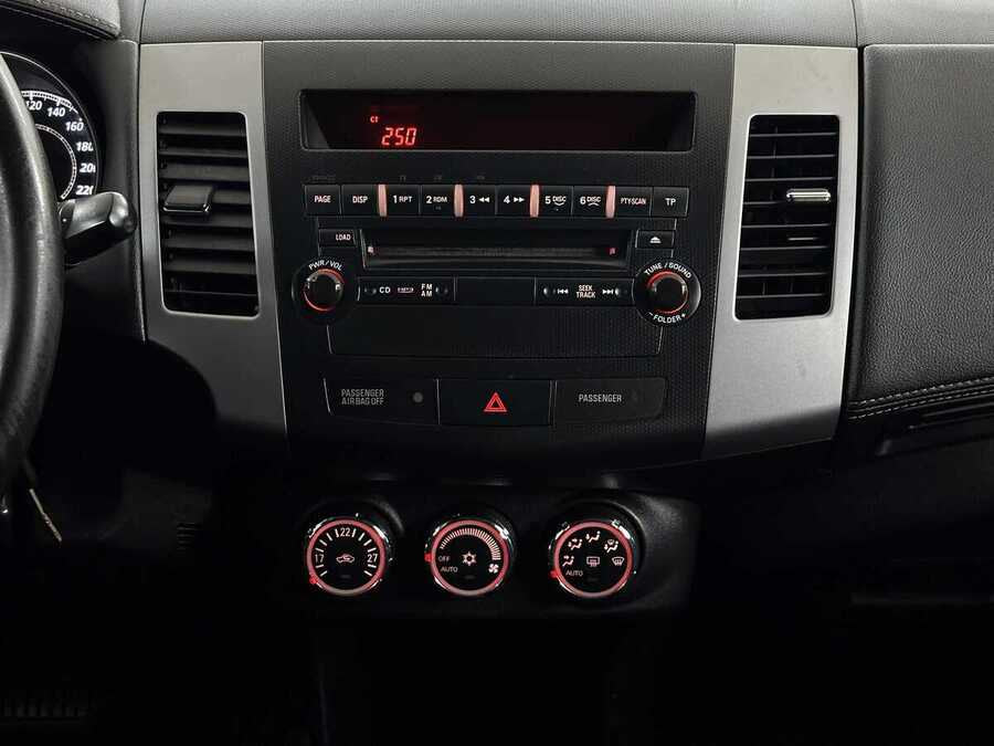 Фото MITSUBISHI Outlander II Рестайлинг с пробегом | №7