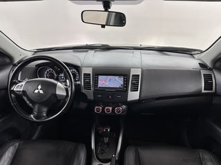 Фото MITSUBISHI Outlander II Рестайлинг с пробегом Фото MITSUBISHI Outlander II Рестайлинг с пробегом