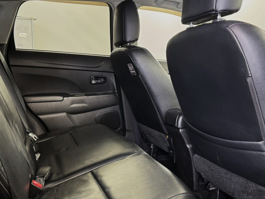 Фото MITSUBISHI ASX I Рестайлинг с пробегом | №14