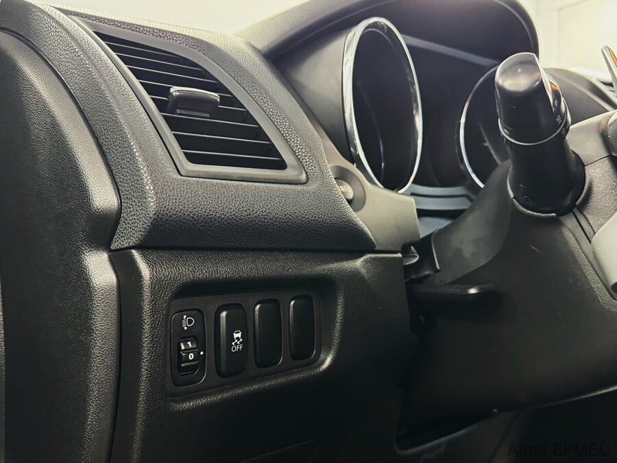 Фото MITSUBISHI ASX I Рестайлинг с пробегом | №10