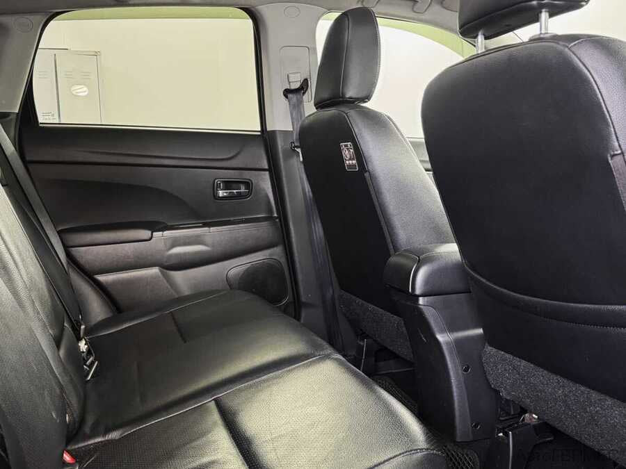 Фото MITSUBISHI ASX I Рестайлинг с пробегом | №14