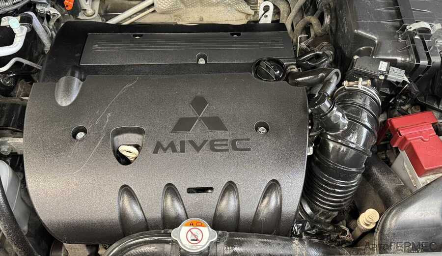 Фото MITSUBISHI ASX I Рестайлинг с пробегом | №16