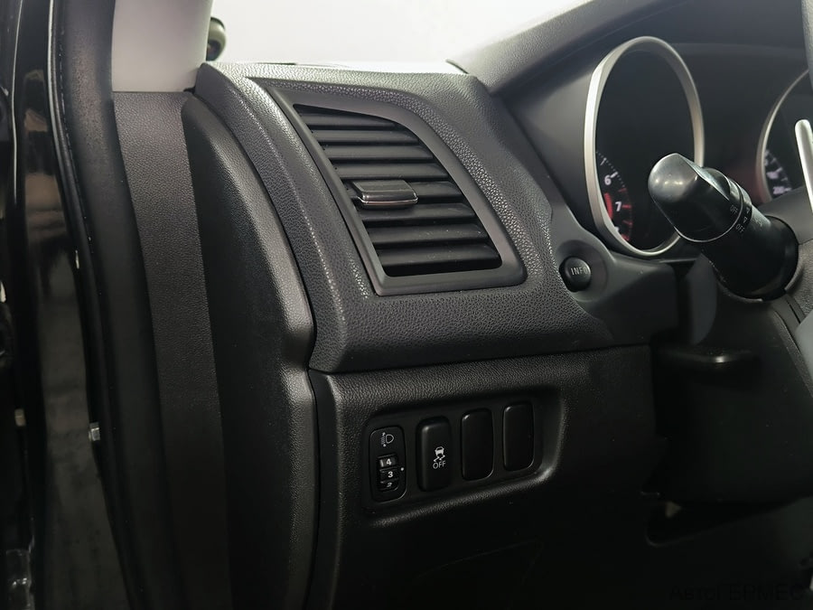 Фото MITSUBISHI ASX I с пробегом | №8 Фото MITSUBISHI ASX I с пробегом | №8