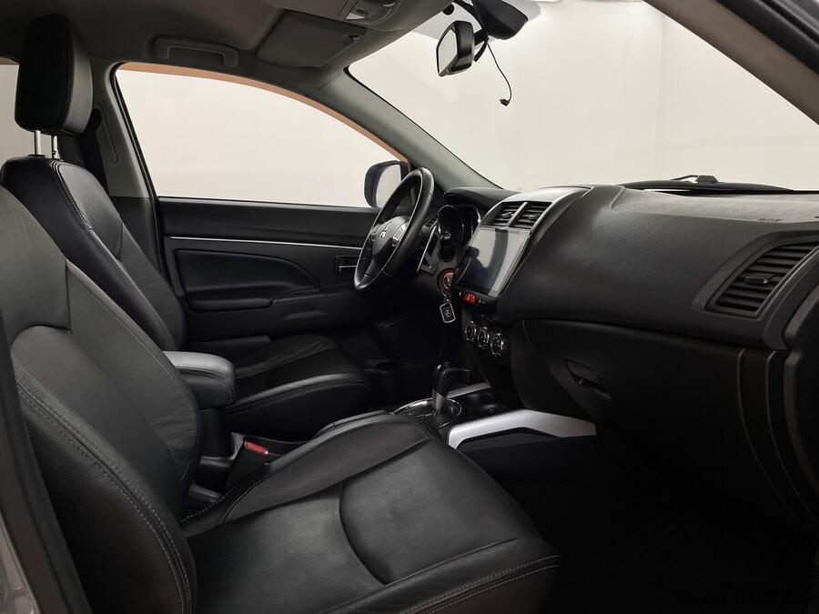 Фото MITSUBISHI ASX I Рестайлинг с пробегом | №11 Фото MITSUBISHI ASX I Рестайлинг с пробегом | №11