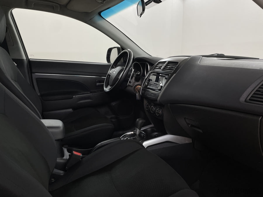 Фото MITSUBISHI ASX I Рестайлинг с пробегом | №9 Фото MITSUBISHI ASX I Рестайлинг с пробегом | №9