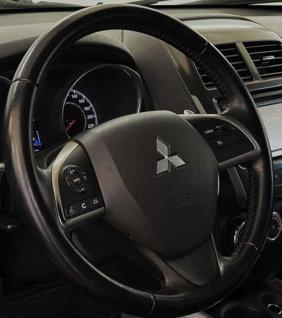 Фото MITSUBISHI ASX I Рестайлинг с пробегом | №12
