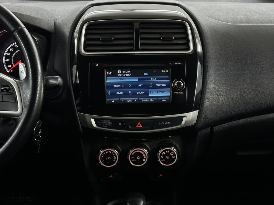 Фото MITSUBISHI ASX I Рестайлинг с пробегом | №7