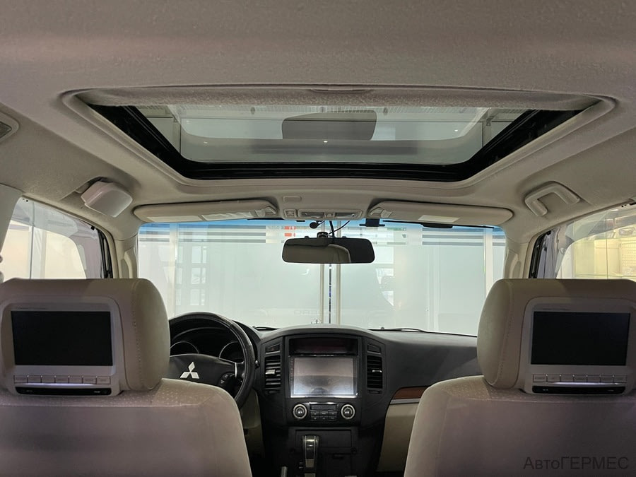 Фото MITSUBISHI Pajero IV с пробегом | №11 Фото MITSUBISHI Pajero IV с пробегом | №11
