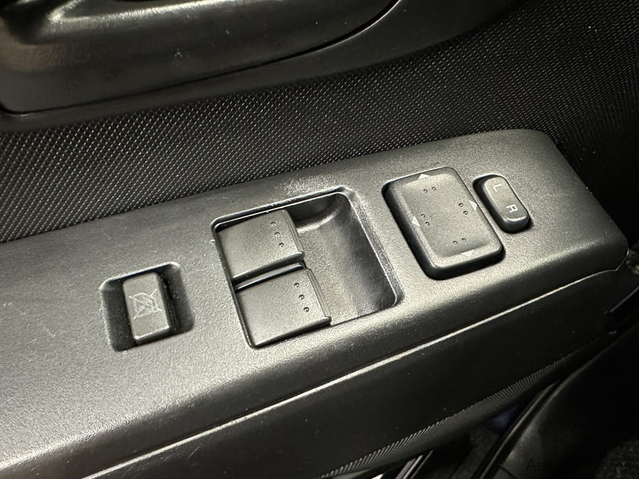 Фото MAZDA 5 I (CR) Рестайлинг с пробегом | №10