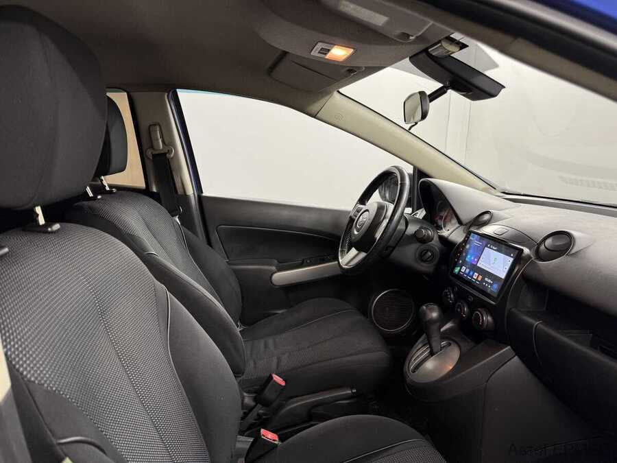 Фото MAZDA 2 II (DE) с пробегом | №11 Фото MAZDA 2 II (DE) с пробегом | №11