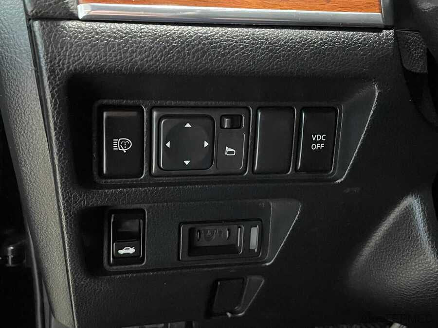 Фото INFINITI M III с пробегом | №11