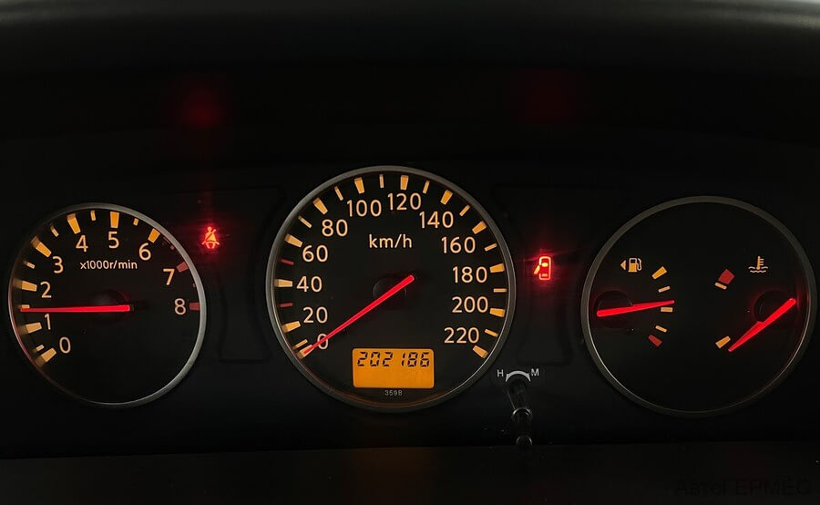 Фото NISSAN X-Trail I Рестайлинг с пробегом | №6 Фото NISSAN X-Trail I Рестайлинг с пробегом | №6