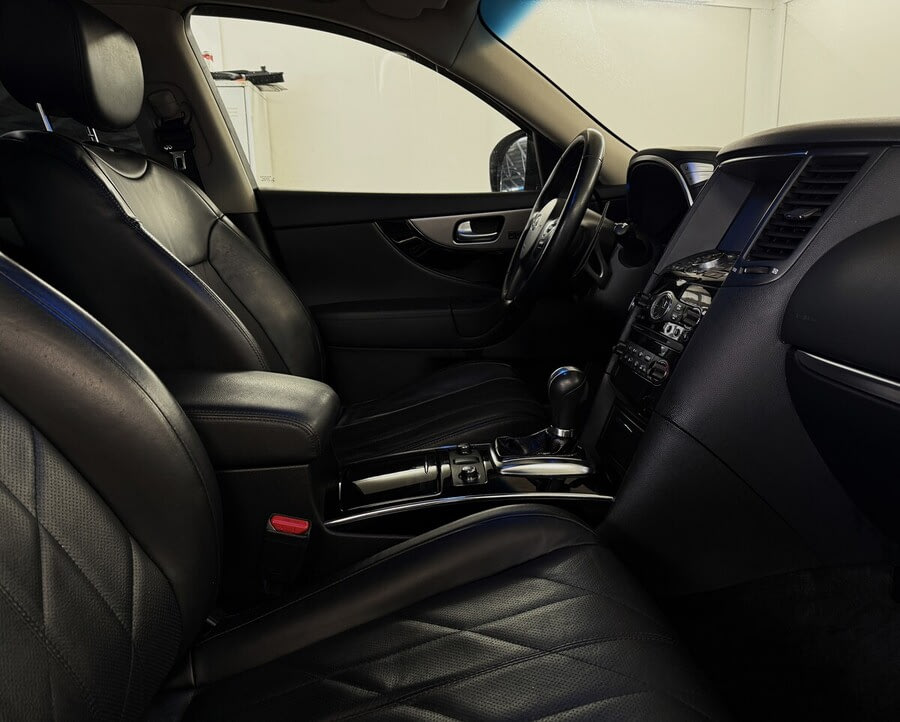 Фото INFINITI Qx70 I с пробегом | №15