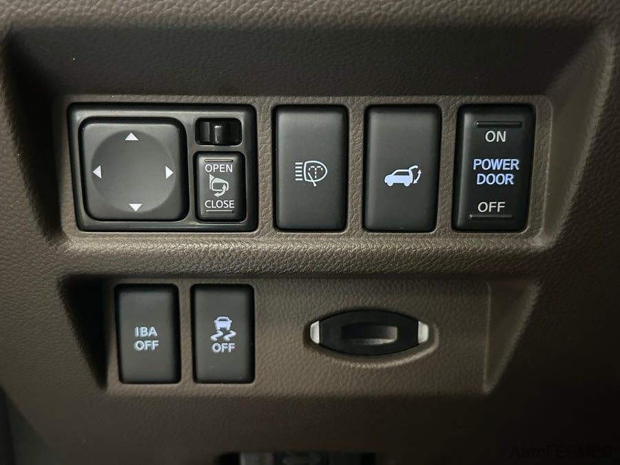 Фото INFINITI Qx70 I с пробегом | №11