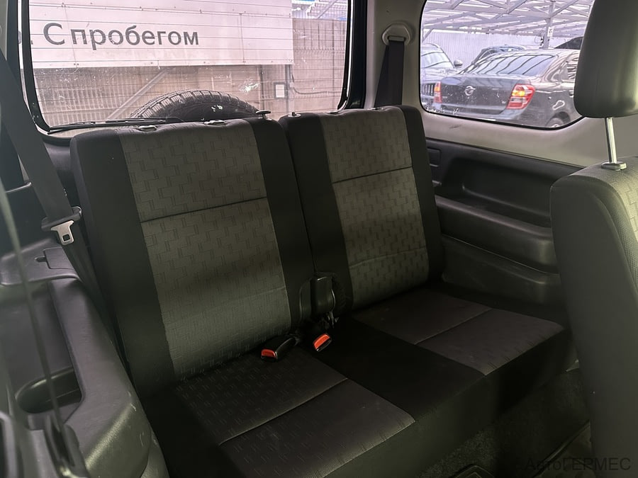 Фото SUZUKI Jimny III Рестайлинг 1 с пробегом | №13 Фото SUZUKI Jimny III Рестайлинг 1 с пробегом | №13