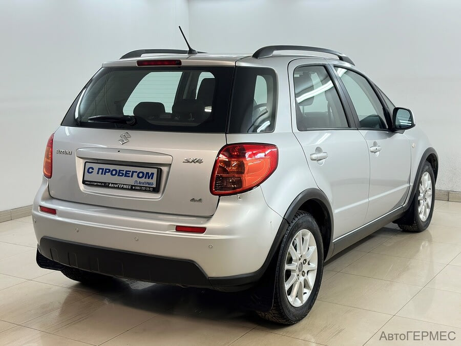 Фото SUZUKI Sx4 I (CLASSIC) Рестайлинг с пробегом | №4 Фото SUZUKI Sx4 I (CLASSIC) Рестайлинг с пробегом | №4
