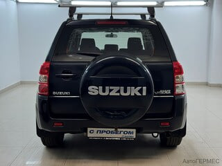 Фото SUZUKI Grand Vitara II Рестайлинг с пробегом Фото SUZUKI Grand Vitara II Рестайлинг с пробегом