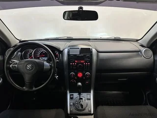 Фото SUZUKI Grand Vitara II Рестайлинг 2 с пробегом Фото SUZUKI Grand Vitara II Рестайлинг 2 с пробегом