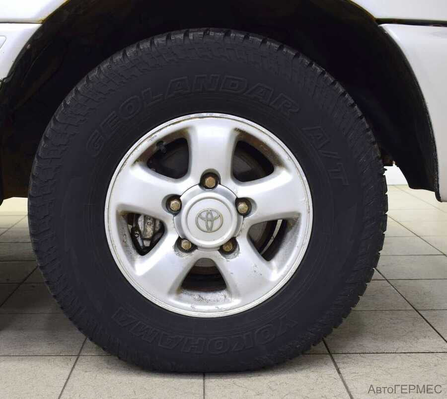 Фото TOYOTA Land Cruiser 100 SERIES с пробегом | №17 Фото TOYOTA Land Cruiser 100 SERIES с пробегом | №17