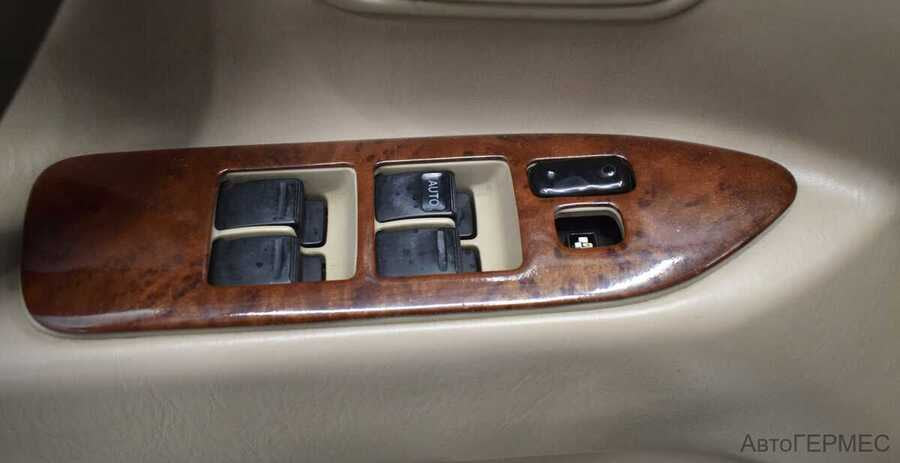 Фото TOYOTA Land Cruiser 100 SERIES с пробегом | №9 Фото TOYOTA Land Cruiser 100 SERIES с пробегом | №9