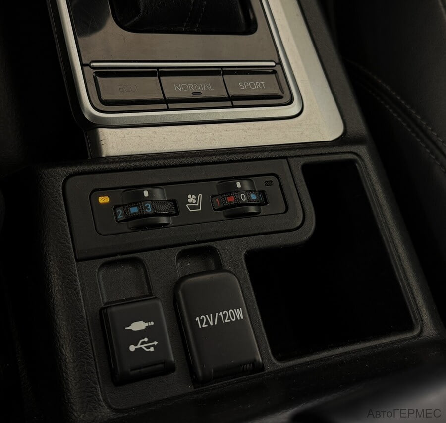 Фото TOYOTA Land Cruiser Prado 150 SERIES Рестайлинг 2 с пробегом | №12 Фото TOYOTA Land Cruiser Prado 150 SERIES Рестайлинг 2 с пробегом | №12