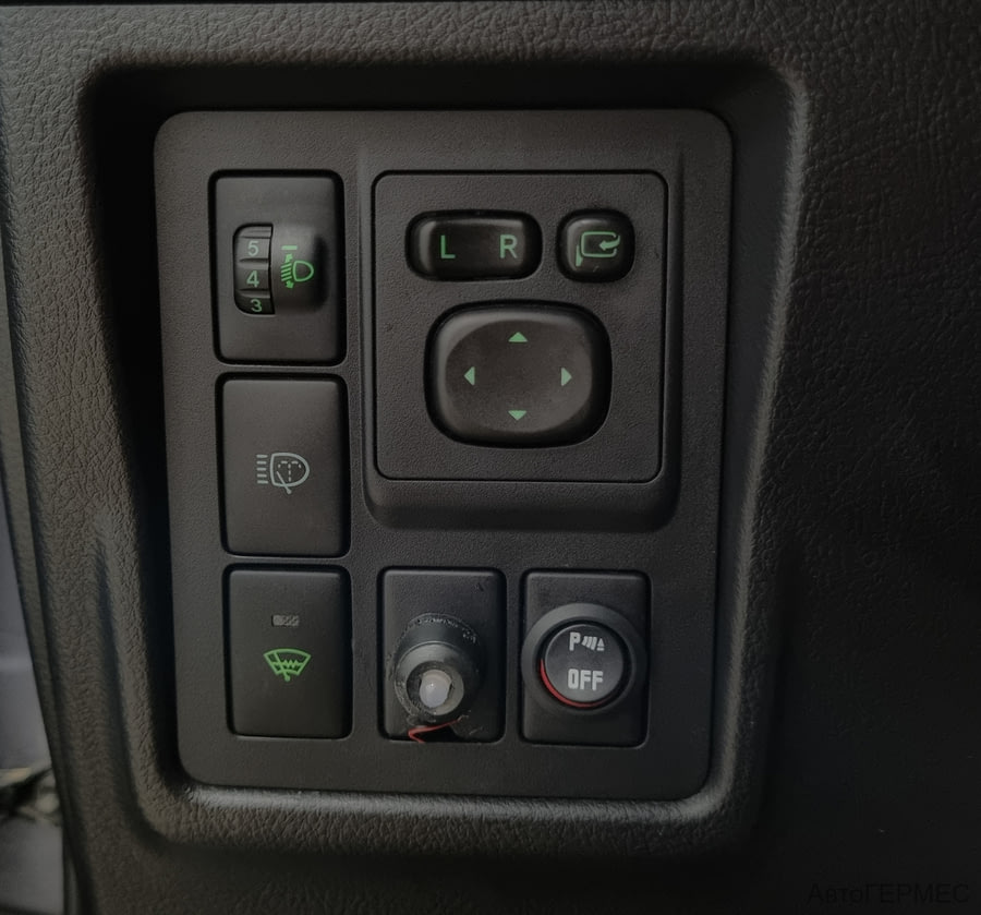 Фото TOYOTA Land Cruiser Prado 150 SERIES с пробегом | №7 Фото TOYOTA Land Cruiser Prado 150 SERIES с пробегом | №7