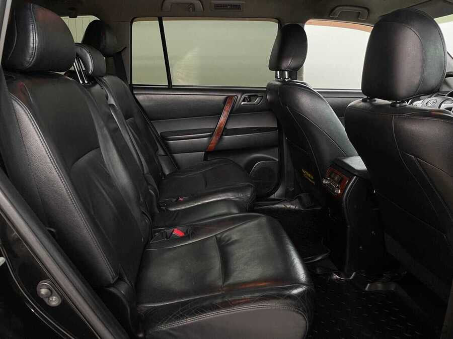 Фото TOYOTA Highlander II (U40) Рестайлинг с пробегом | №13