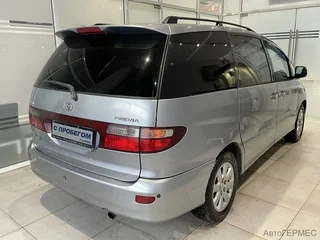 Фото TOYOTA Previa II (XR30, XR40) с пробегом