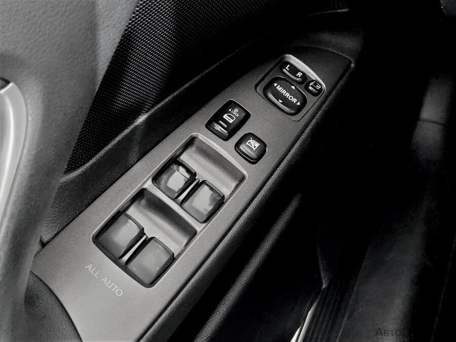 Фото LEXUS Is II с пробегом | №10