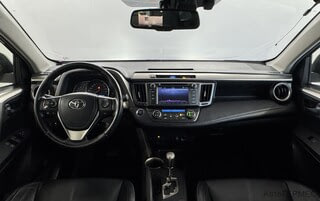 Фото TOYOTA RAV4 IV (XA40) с пробегом