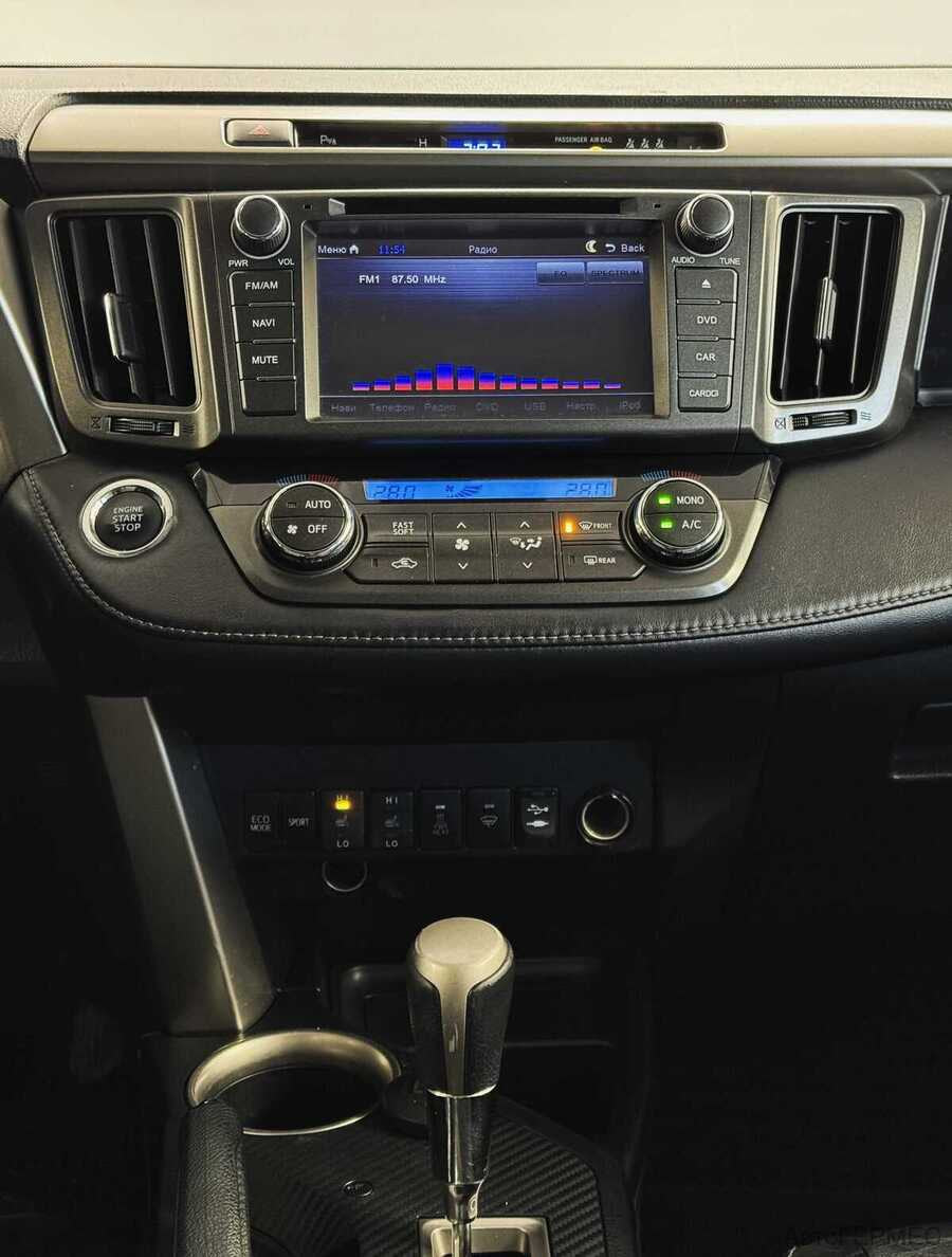 Фото TOYOTA RAV4 IV (XA40) с пробегом | №8